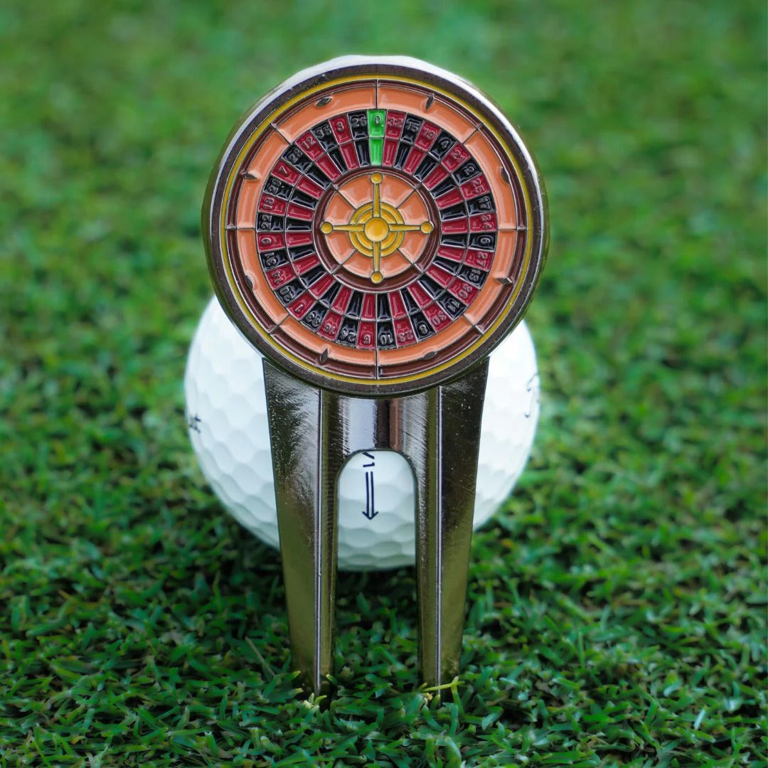 Skins Golf Casino Royale Divot Tool