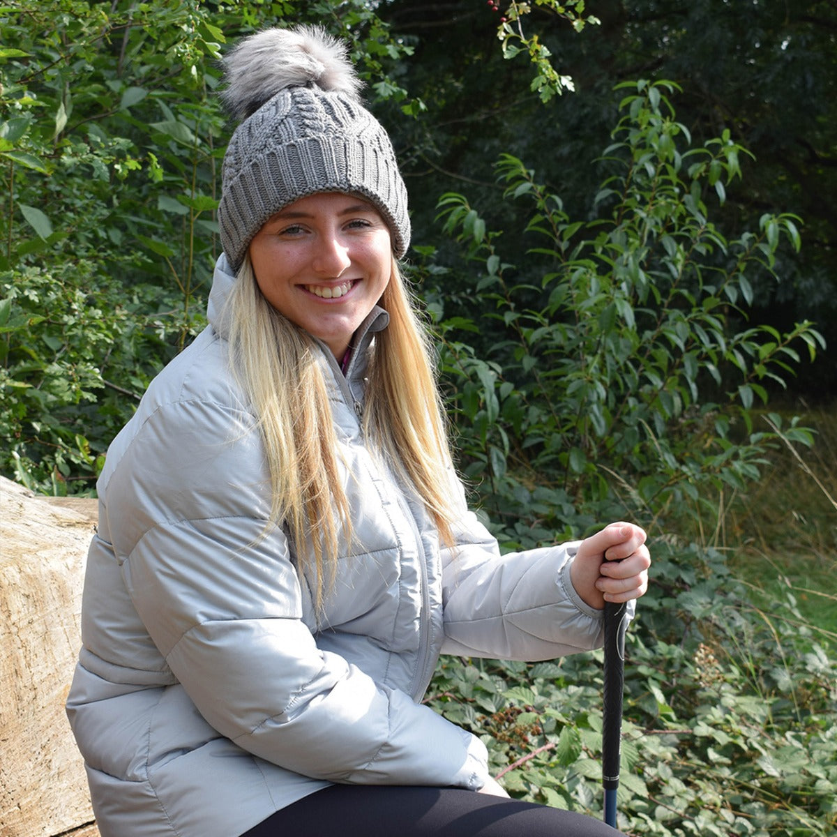 Surprizeshop Ladies Waterproof Golf Bobble Hat