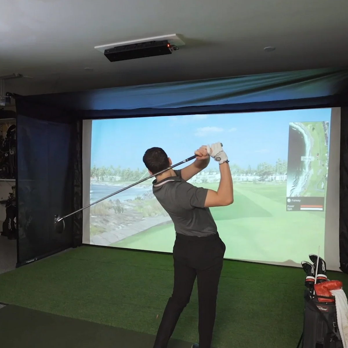 SportScreen Vanish Series Retractable Golf Enclosure