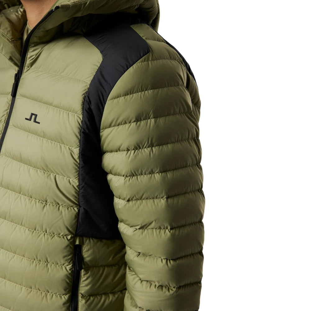 J.Lindeberg Oden Light Hooded Golf Jacket AMOW12209