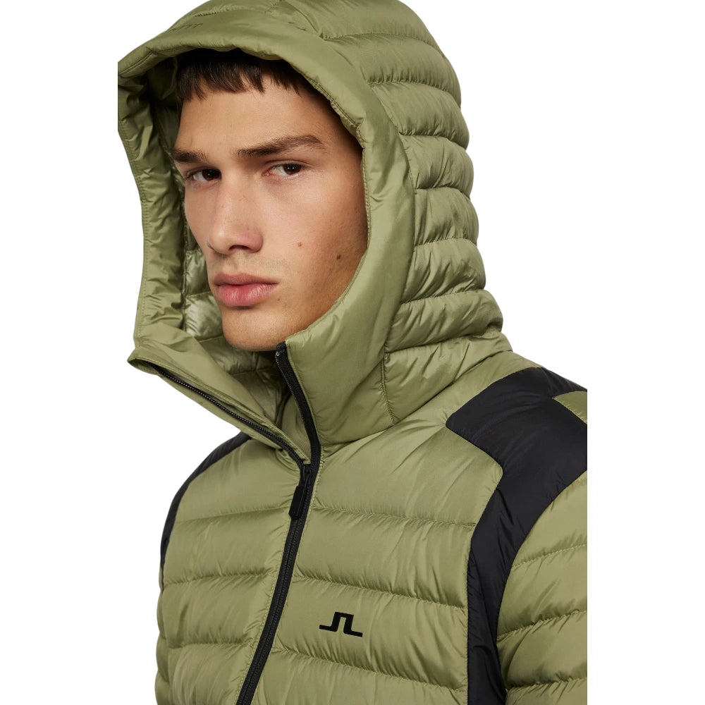 J.Lindeberg Oden Light Hooded Golf Jacket AMOW12209