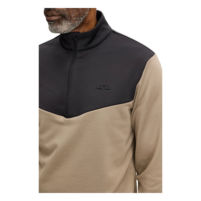 J.Lindeberg Maclean 1/4 Zip Golf Mid Layer GMJS17071