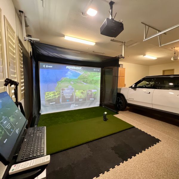 SportScreen Vanish Series Retractable Golf Enclosure