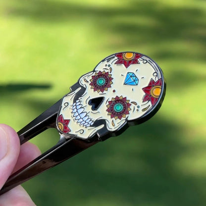 Skins Golf Dia de los Muertos Divot Tool