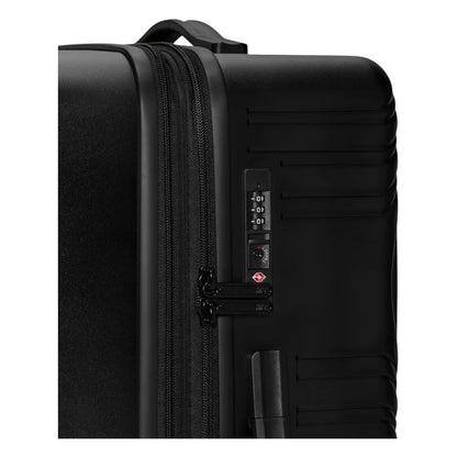 Nike Golf Carry On Hardshell Medium Suitcase IO0771
