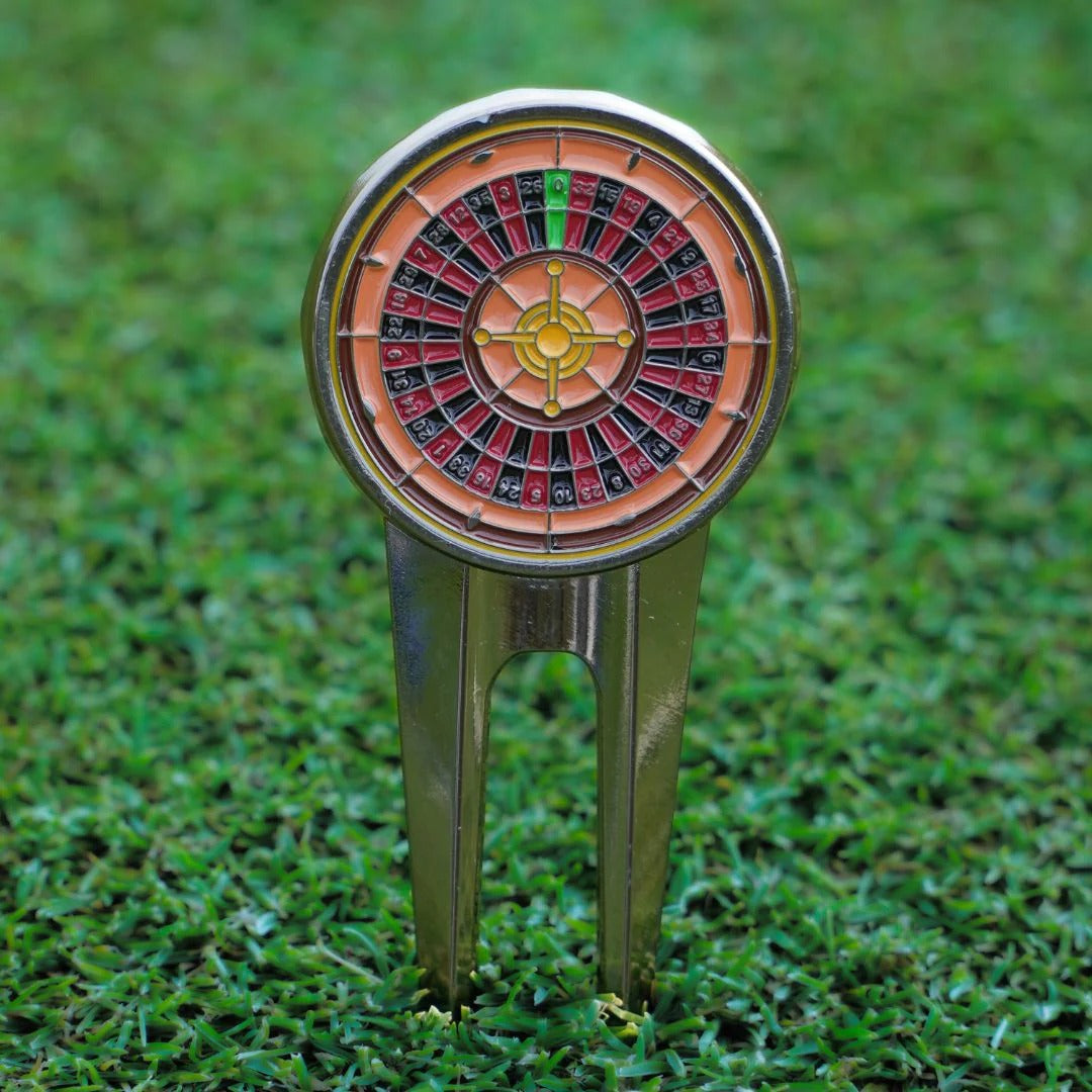 Skins Golf Casino Royale Divot Tool